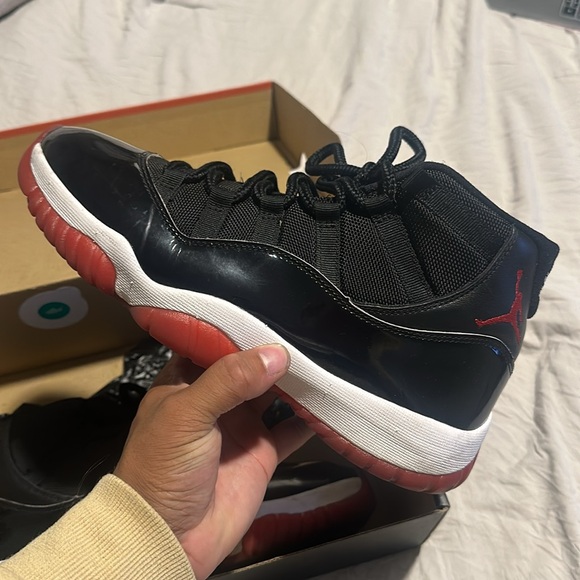 Bread 11s size 9.5